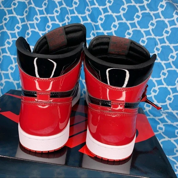 Nike Air Jordan 1 High Men’s size 10 Patent bred retro og red black sneakers new